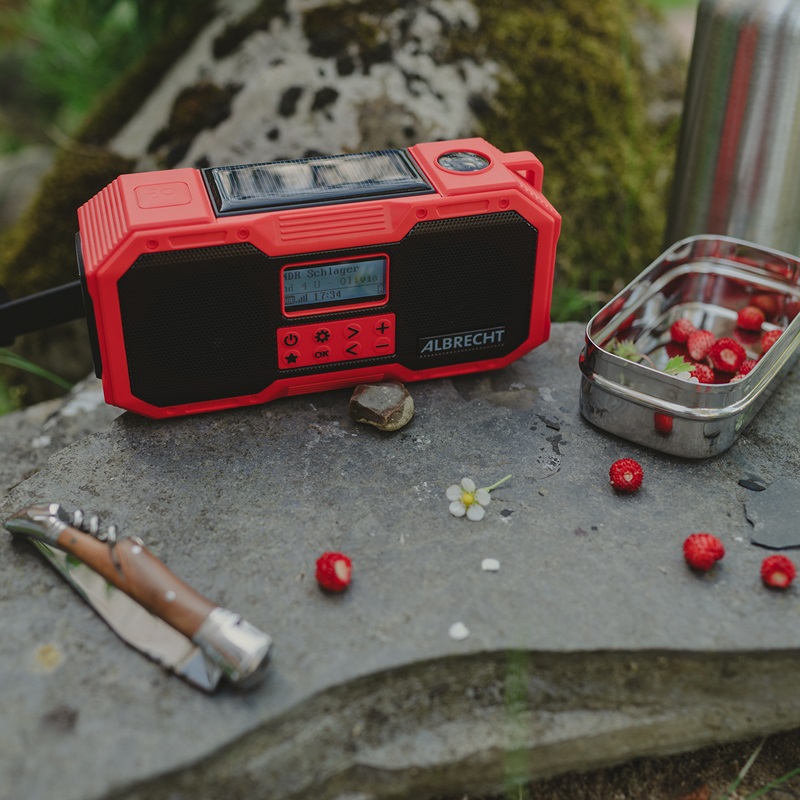 RADIO ALARMOWE ALBRECHT DR112 FM/DAB+/BT dynamo/solar SOS latarka power bank IPX5