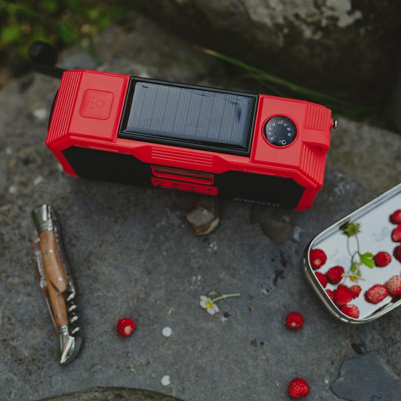 RADIO ALARMOWE ALBRECHT DR112 FM/DAB+/BT dynamo/solar SOS latarka power bank IPX5